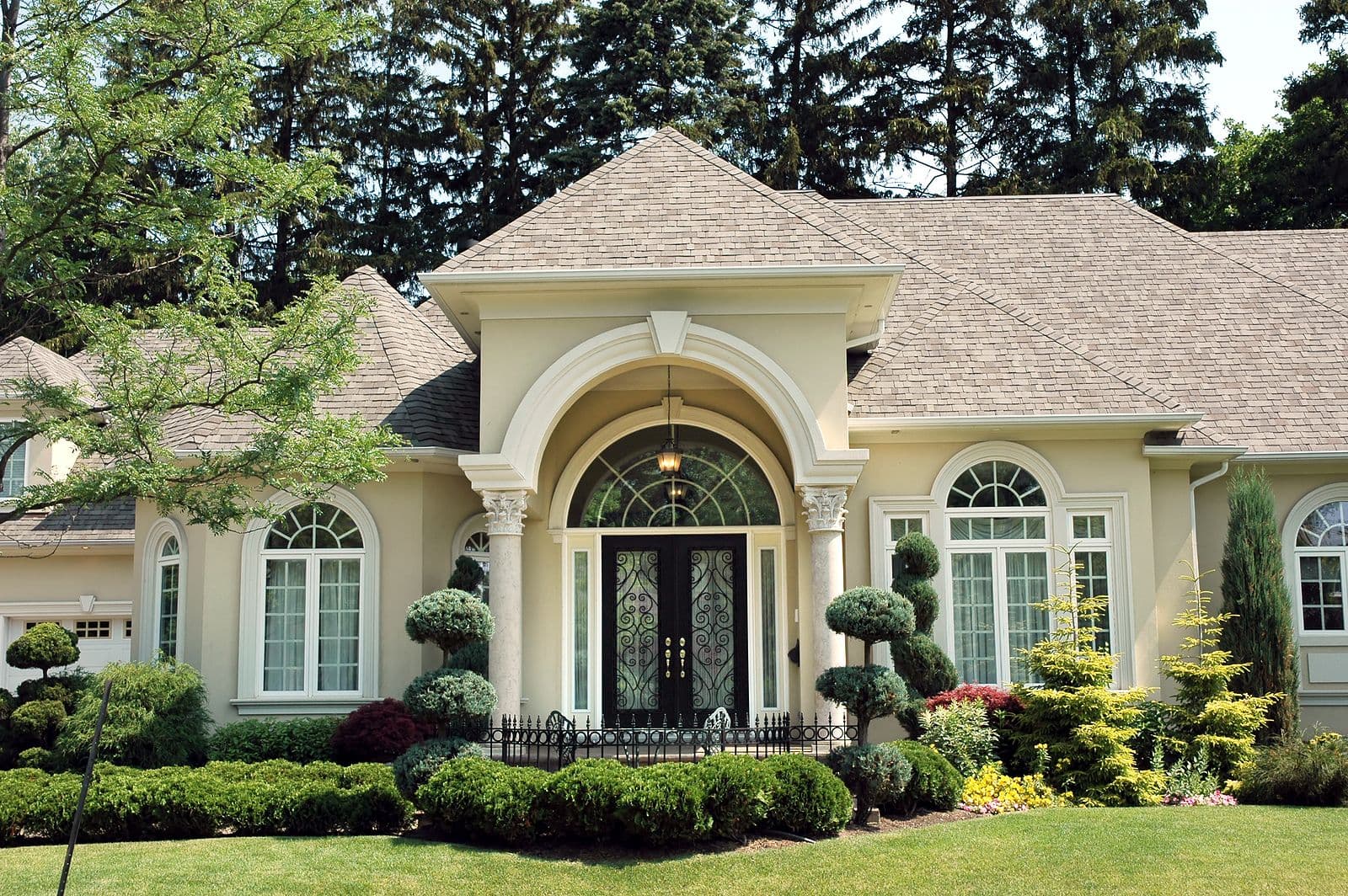 bigstock-Luxury-Home-630700 (2).jpg