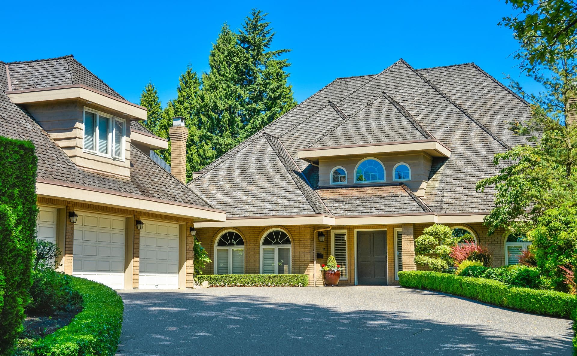 bigstock-Residential-House-With-Massive-286266400.jpg
